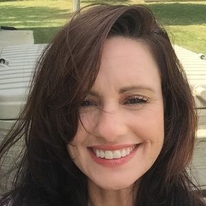 Meet your Posher, Bethany